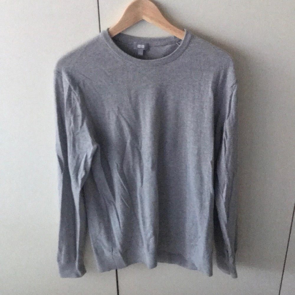 Uniqlo sweater
